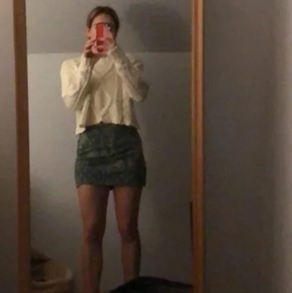 Free People - Faux Wrap Mini Skirt, Bandana Style - Size 4 (Green Floral) - Picture 5 of 15